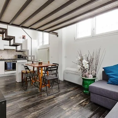 Navigli Luxury Loft - In Milan